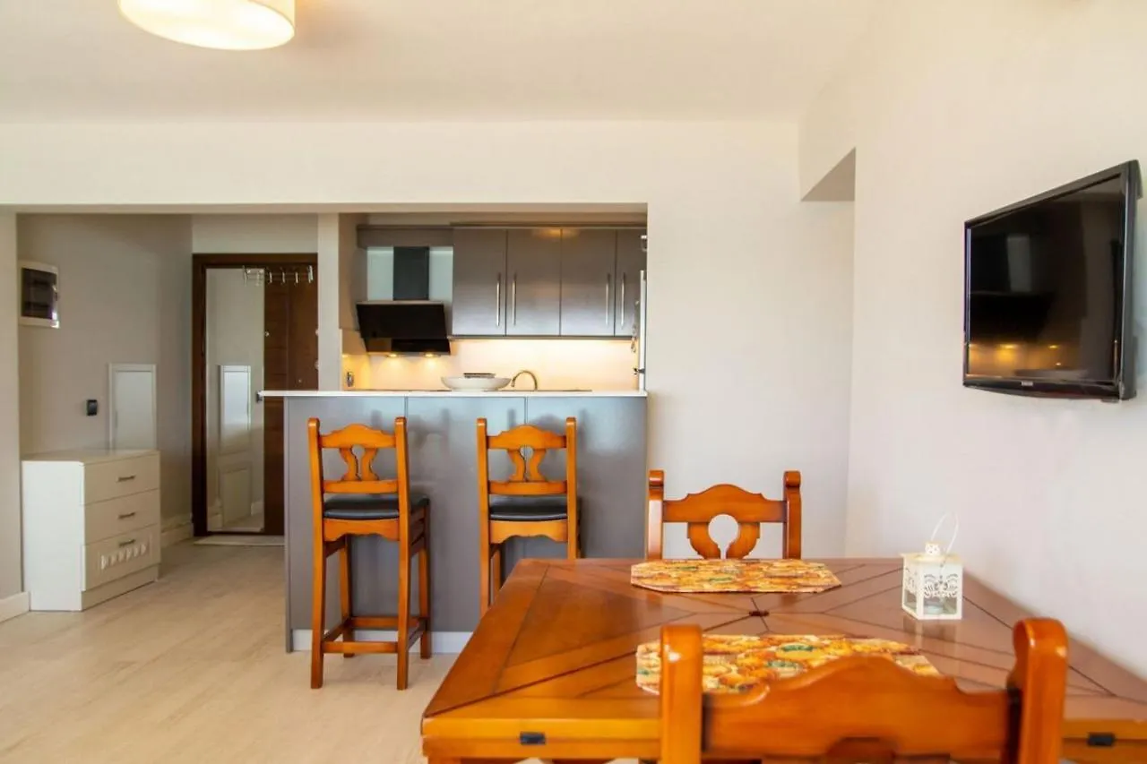 Exceptional Apartment With Fascinating Sea View Near Beach In Cesme Altinyunus 0*,  Turkey